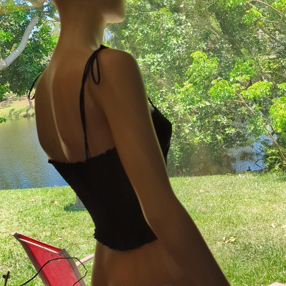 BOGO Urban Outfitters Crop Top M - Picture 3 of 11